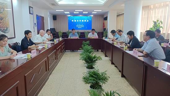 7e2b2b676a67be3d74f7a2e8c73df55